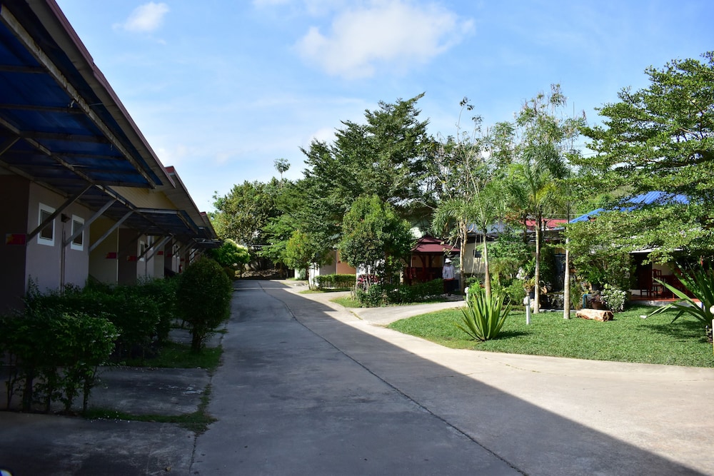 ban suan chomdao resort