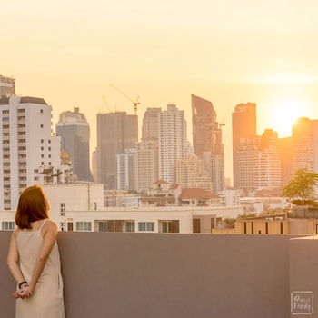 thea serviced apartment by th district