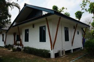 aura park resort