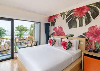 lub d koh samui chaweng beach hostel