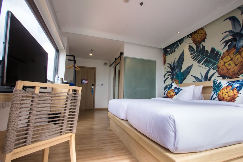 lub d koh samui chaweng beach hostel