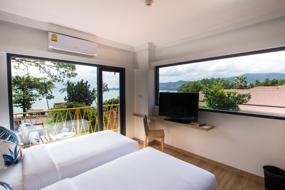 lub d koh samui chaweng beach hostel