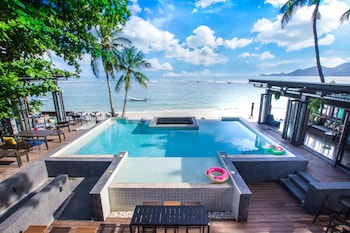 lub d koh samui chaweng beach hostel