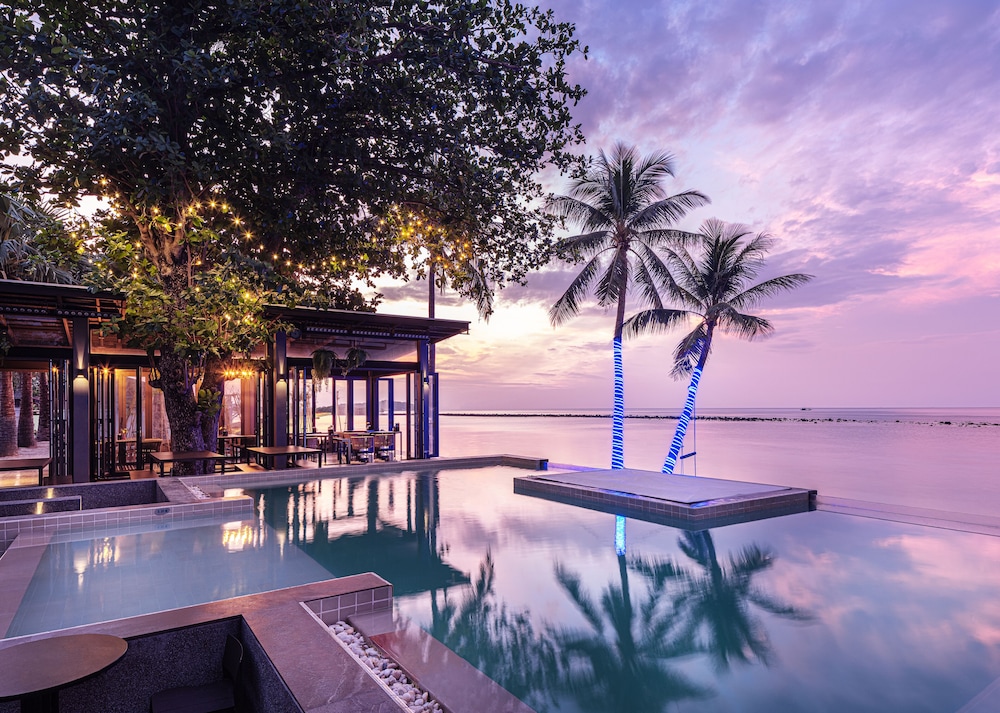 lub d koh samui chaweng beach hostel