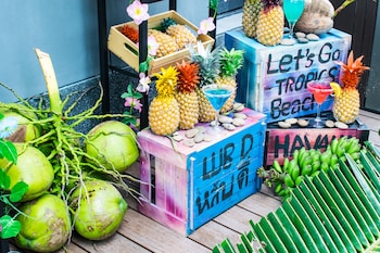 lub d koh samui chaweng beach hostel