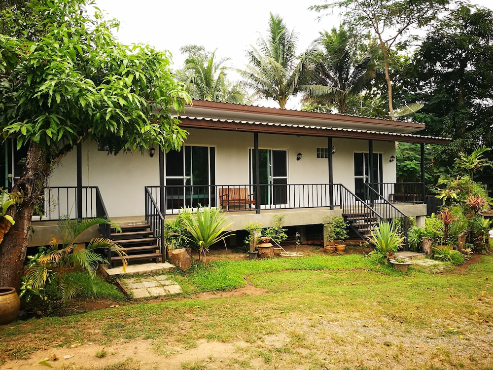 kru guesthouse