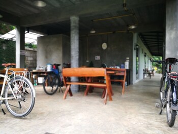 kru guesthouse
