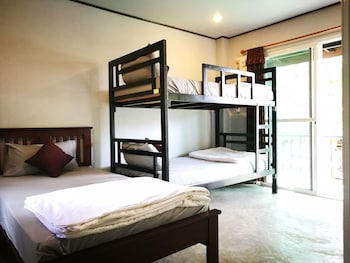 kru guesthouse