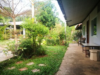 kru guesthouse