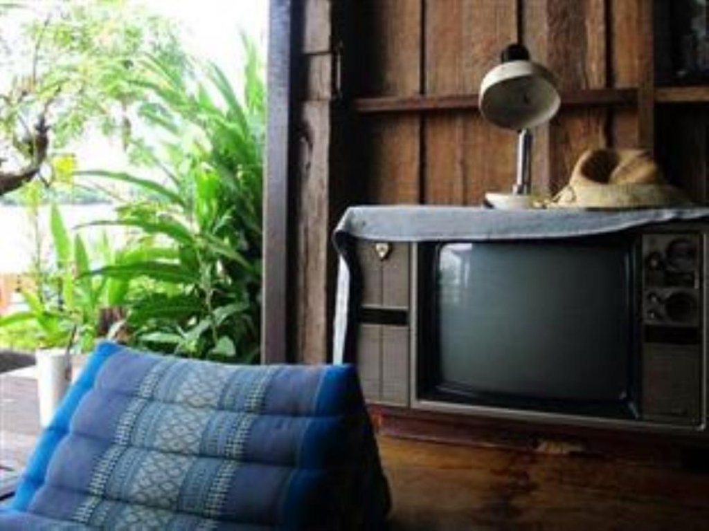 baan chankhiang at chiangkhan