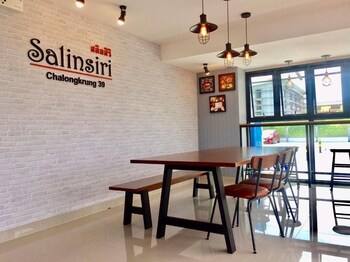 salinsiri at lat krabang