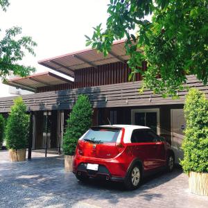 lamoon boutique hotel