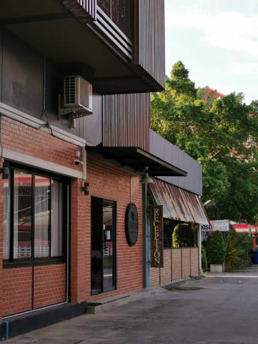 lamoon boutique hotel