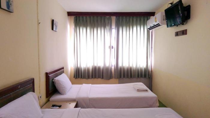wattana trang hotel