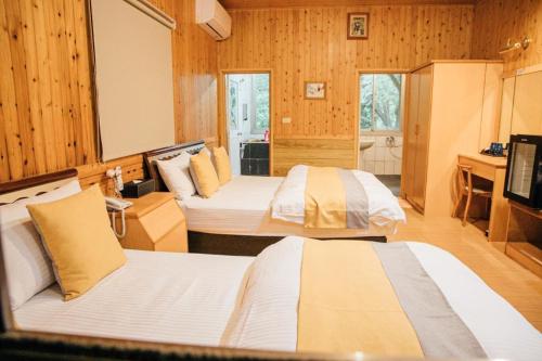 cdr hotspring resort