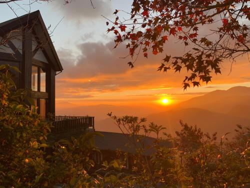 top cloud villa