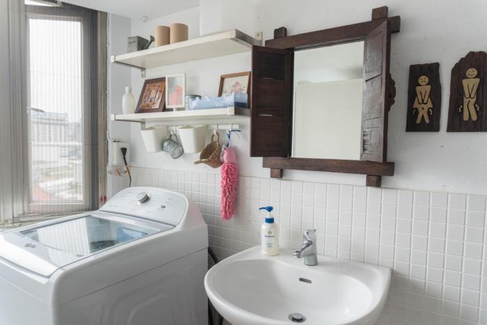 may rooms taipei main station hostel