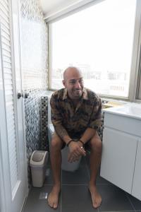 may rooms taipei main station hostel