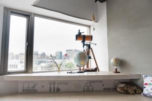 may rooms taipei main station hostel