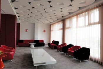 zhida craft service guest house