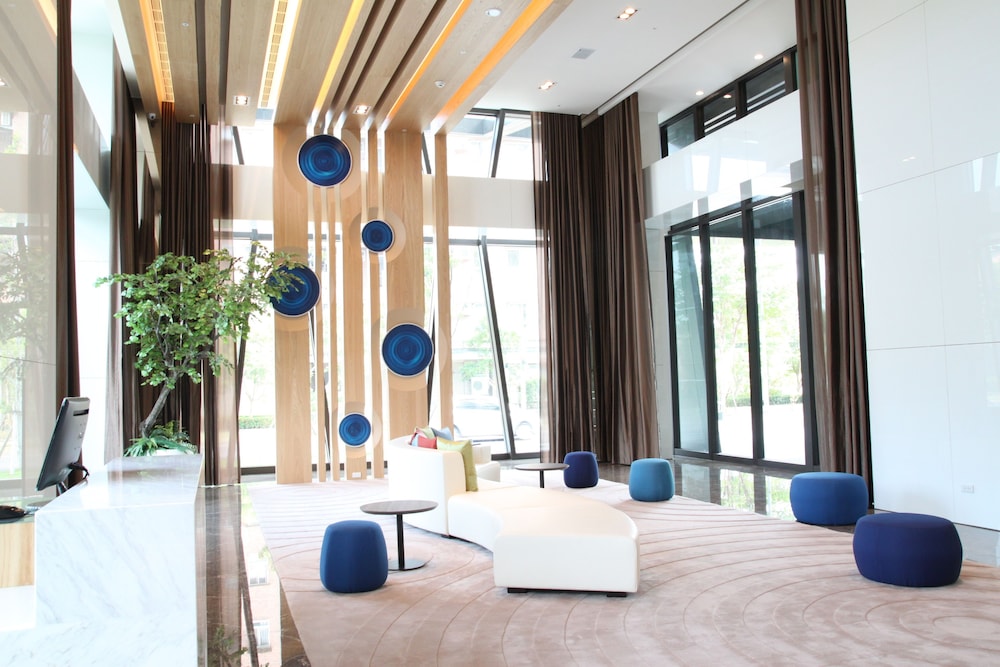 lakeshore hotel yilan