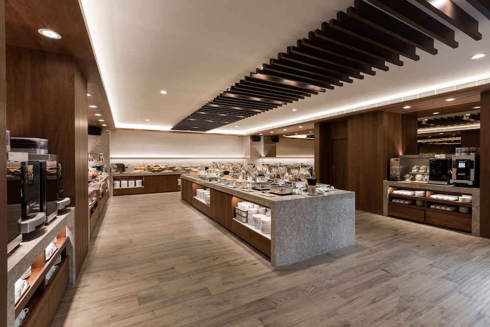 lakeshore hotel yilan
