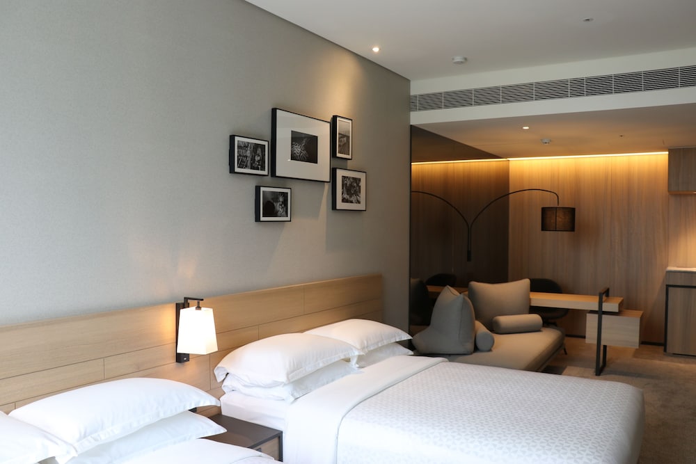 four points by sheraton linkou