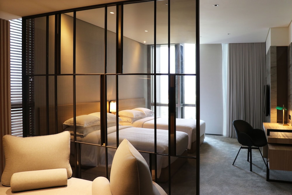 four points by sheraton linkou