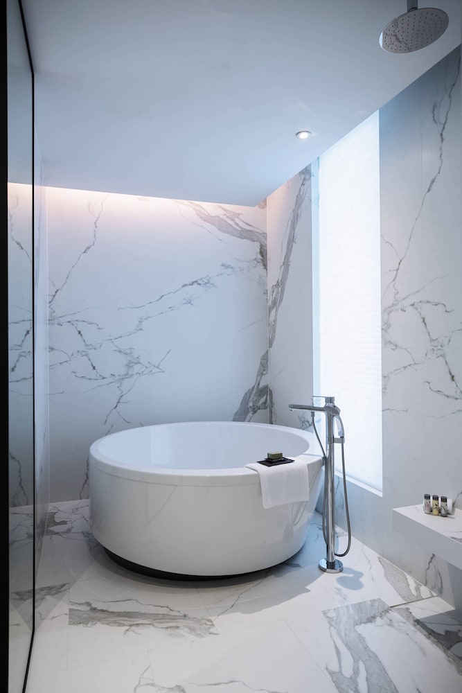 renaissance taipei shihlin hotel