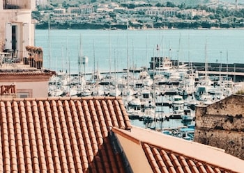 Hotel San Carlu Citadelle,Alata>>Ajaccio,4 star