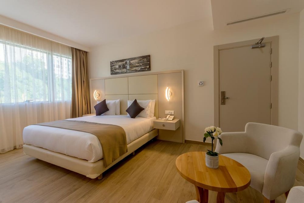 hotel sidi yahia