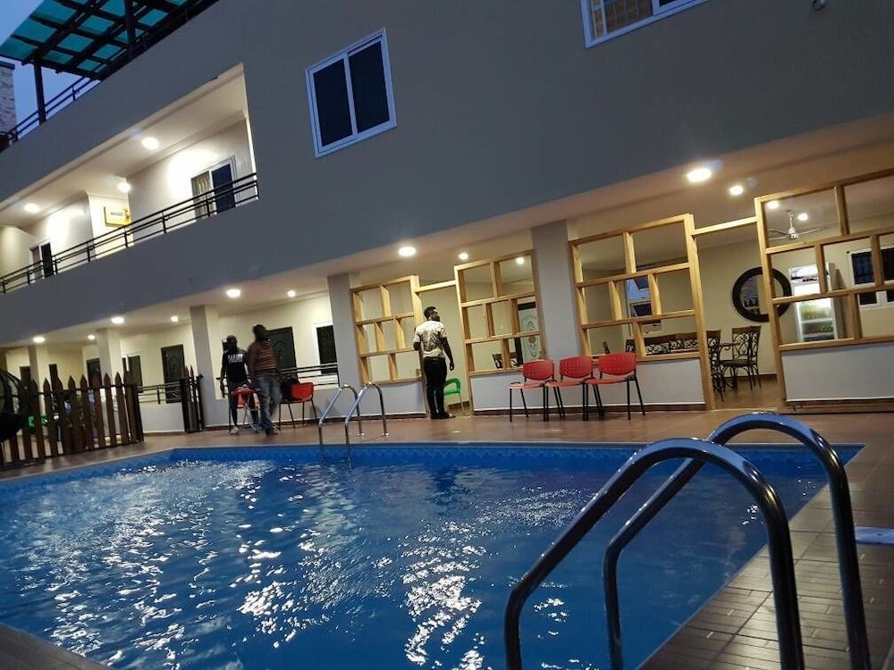 double tree hotel ghana