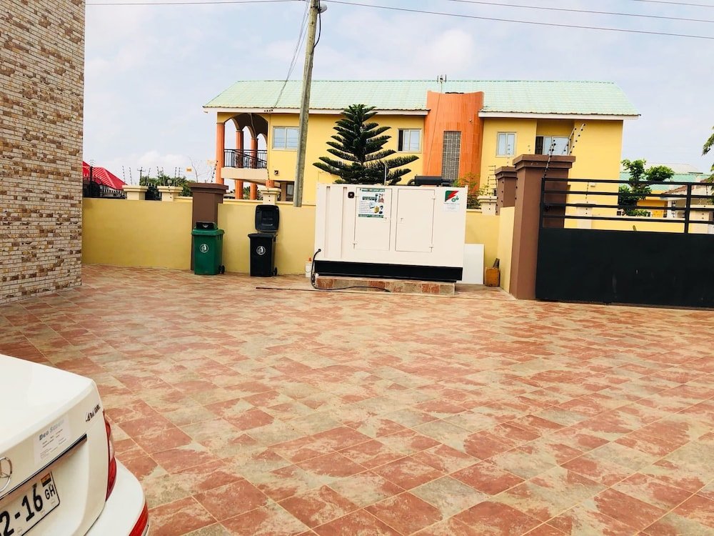 double tree hotel ghana