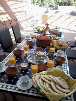 riad malak