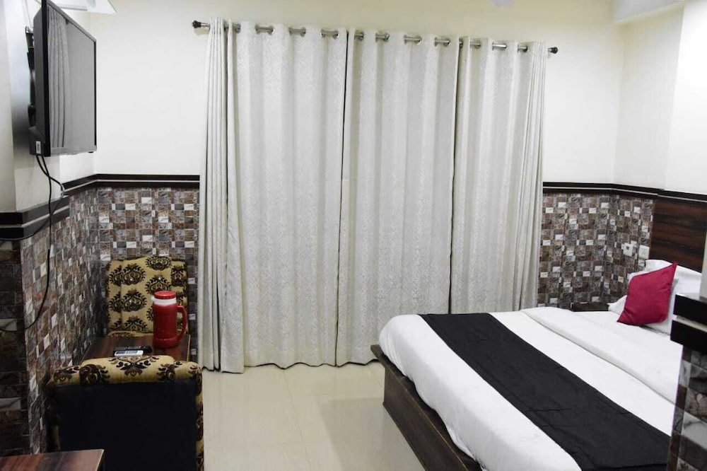 hotel ambassador katra