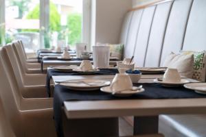 boardinghouse by mandk