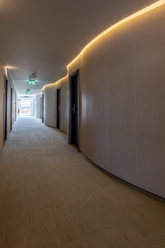 trip inn conference hotel and suites