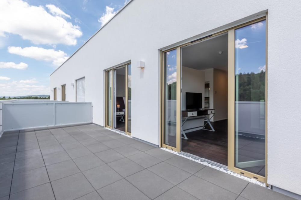 trip inn conference hotel and suites