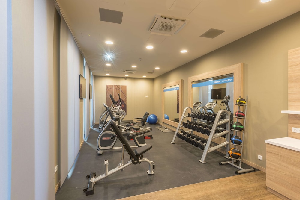 hampton by hilton frankfurt airport
