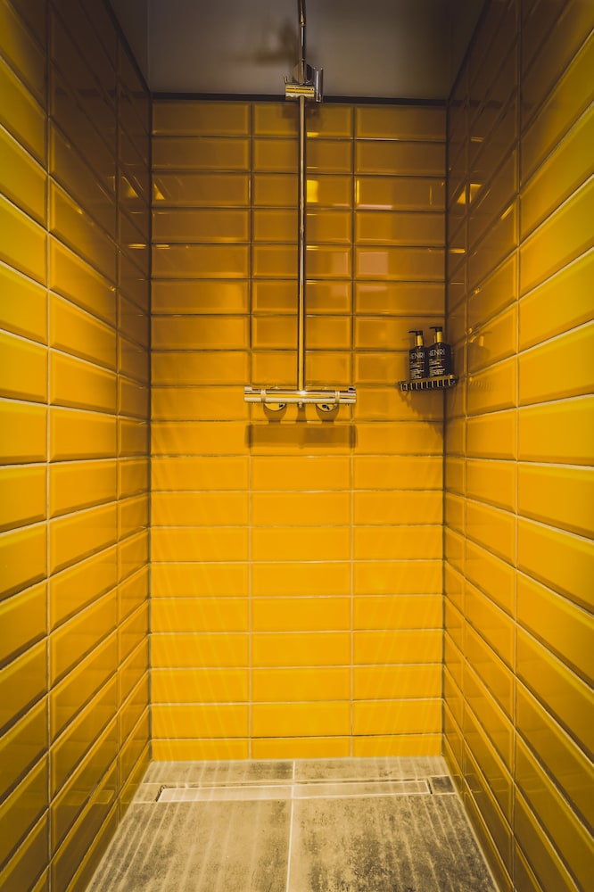 henri hotel dusseldorf downtown