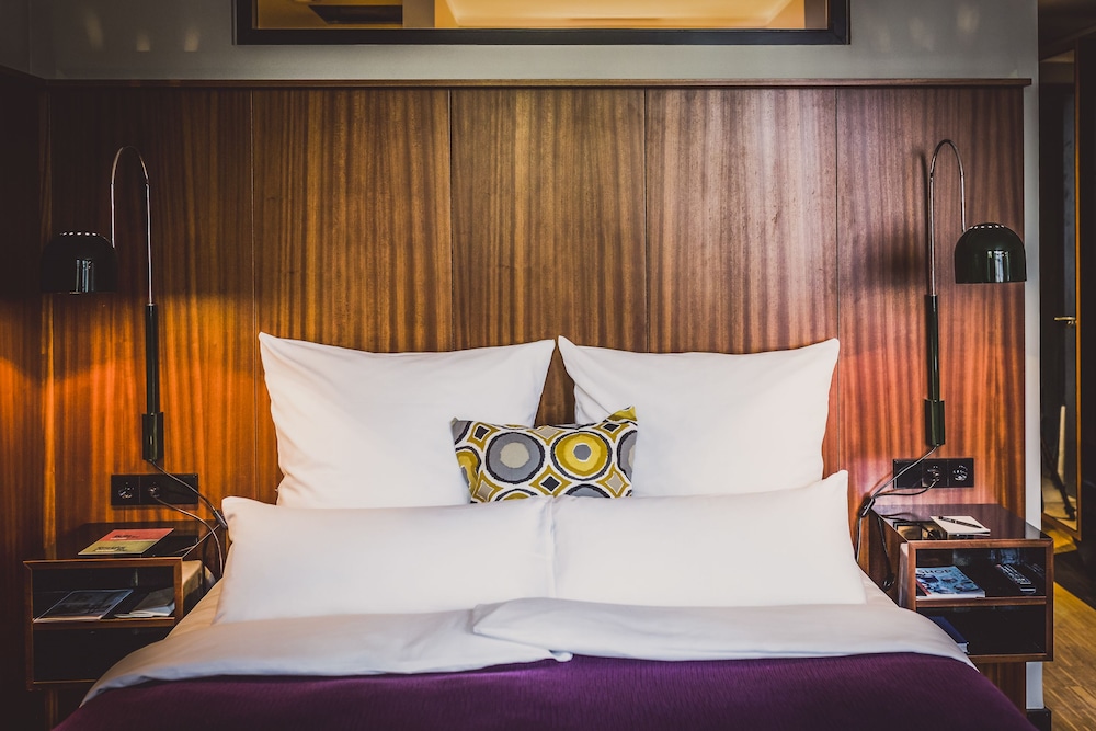 henri hotel dusseldorf downtown