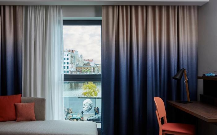 hotel indigo berlin east side gallery an ihg hotel