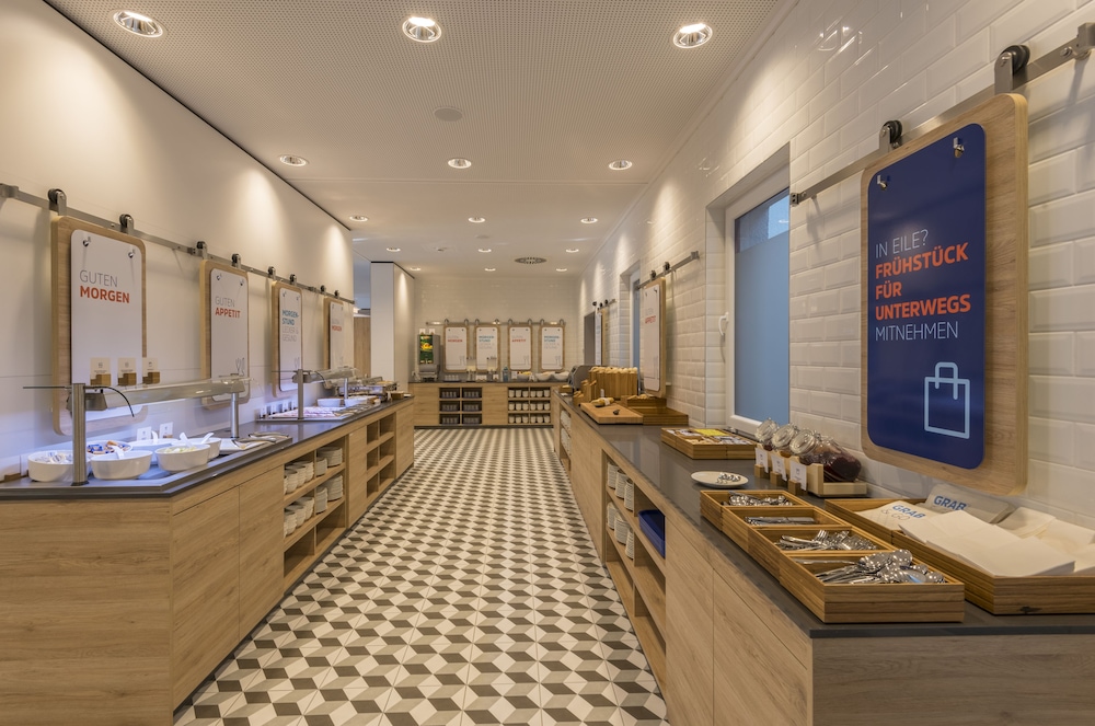 holiday inn express wuppertal hauptbahnhof an ihg hotel