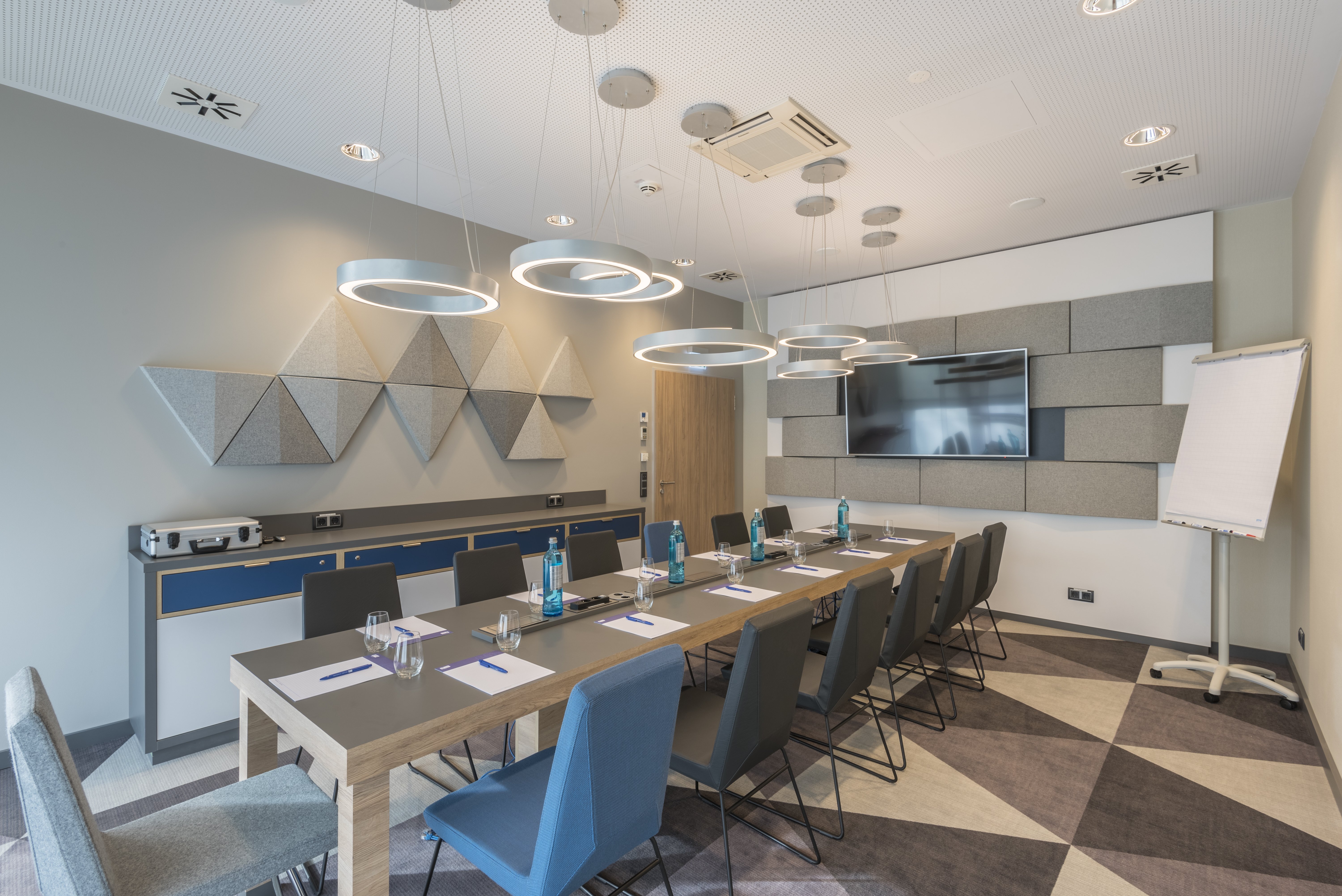holiday inn express wuppertal hauptbahnhof an ihg hotel