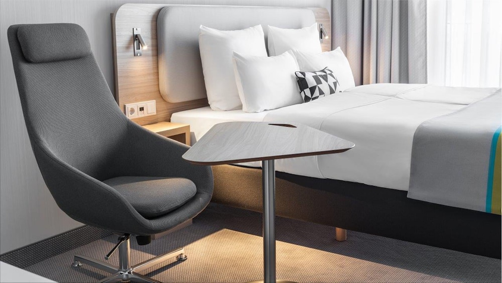 holiday inn express wuppertal hauptbahnhof an ihg hotel
