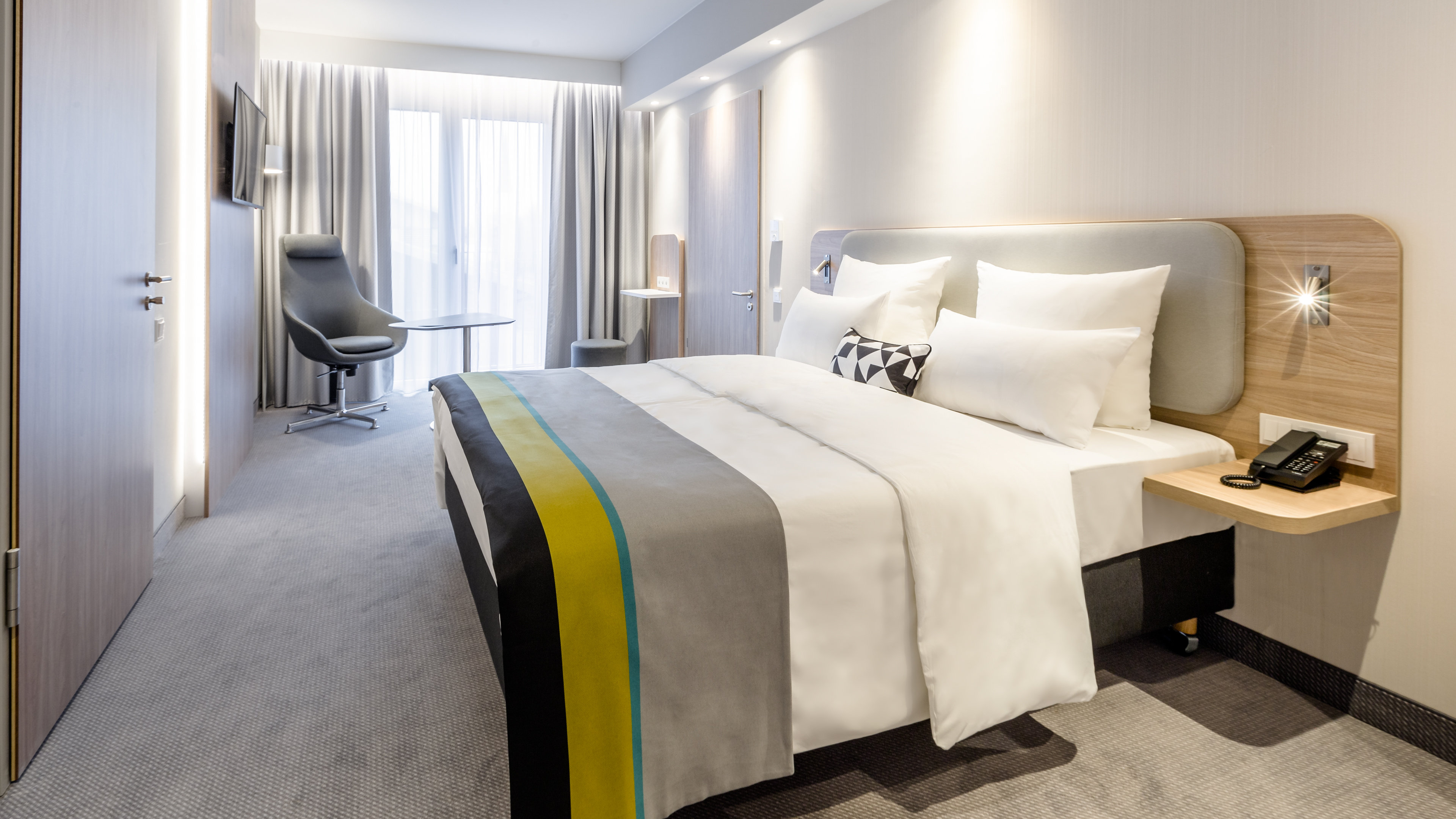 holiday inn express wuppertal hauptbahnhof an ihg hotel