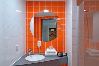 bandb hotel stuttgart zuffenhausen