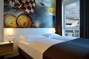 bandb hotel stuttgart zuffenhausen