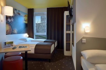 bandb hotel stuttgart zuffenhausen
