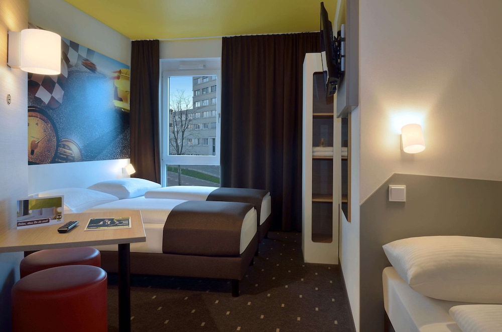 bandb hotel stuttgart zuffenhausen